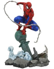 Diamond Marvel Gallery Comic Spider Man Pvc