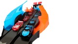 Disney Pixar Cars Glow Racers Launch & Criss-cross Glow Race Playset (hpd80)