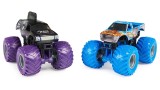 Monster Jam 1:64 Die Cast Mohawk Warrior Vs Stone Crusher