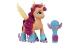 Papusa Set Poneiul My Little Pony Sunny Starscout Sing N Skate