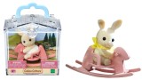 Figurina Statueta Sylvanian Families Baby Carry Case Rabbit On Rocking Horse 4391r1