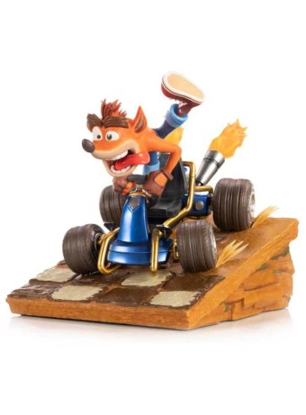 Figurina Joc First4figures Crash Team Racing Nitro Fueled Crash In Kart Resin 31cm