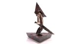 Figurina Statueta Silent Hill 2 Red Pyramid Thing Resin 46cm