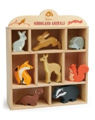 Tender Leaf Display Shelf With 8 Wooden Animals Woodlands (tl8470)