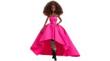 Papusa Barbie Signature Pink Collection Deluxe Dark Skin (hbx96)