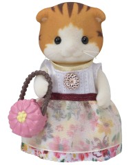 Sylvanian Families Town Series Town Girl Series Maple Cat 5363