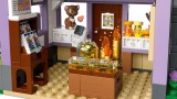 Joc Lego Friends Beekeepers House And Flower Garden (42669)
