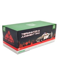 Greenlight Collectibles 1/18 Artisan Collection Terminator 2 (1991) 1987 Cheverolet Caprice With Android