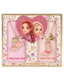 Topmodel Bff Necklace With Boots And Hat Cowgirl Pink Purple Random 